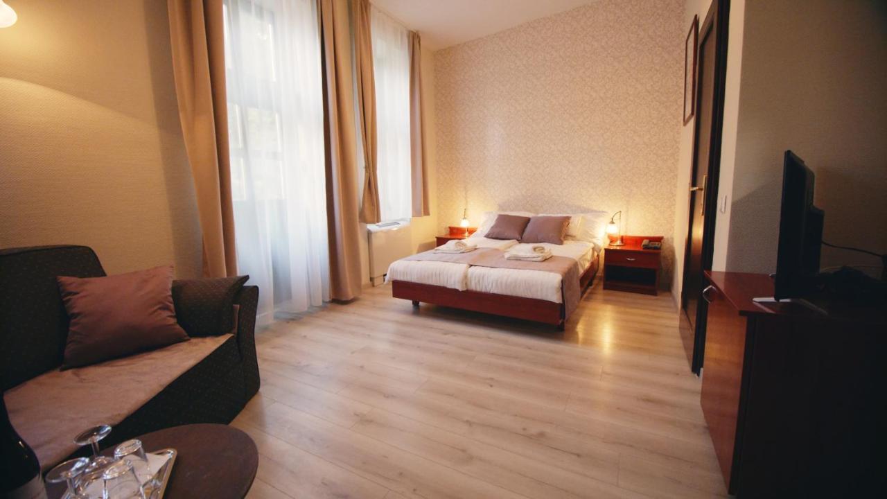 Aqua Villa Eger Exterior photo